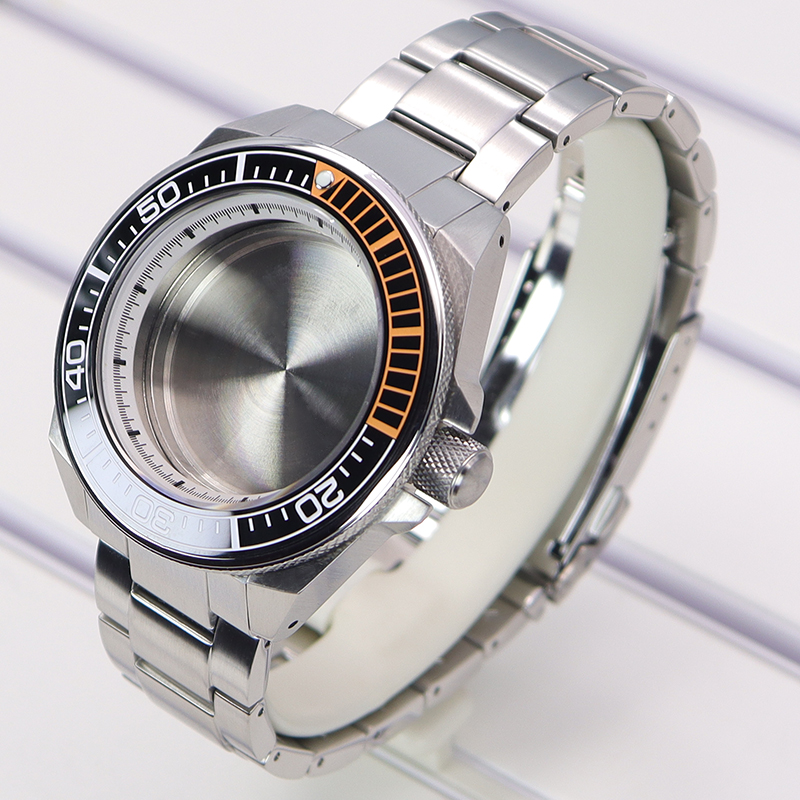 Custodie per orologi subacquei - Seiko Watch 5 Sports recensione e prezzo