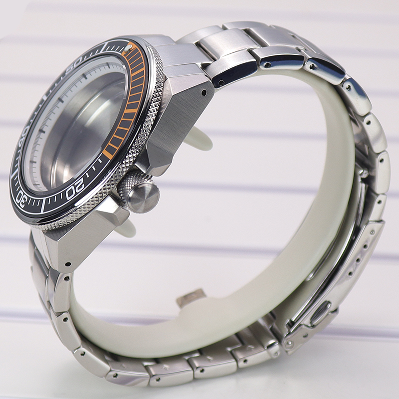 Custodie per orologi subacquei - Seiko Watch 5 Sports recensione e prezzo
