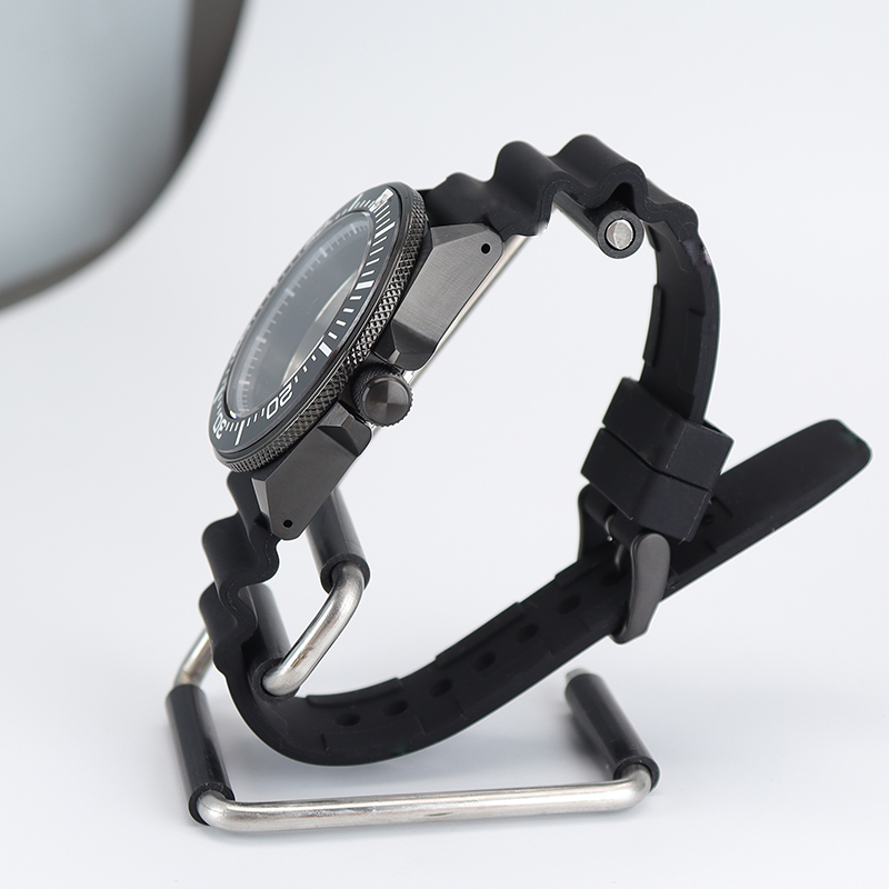 Cassa per orologio subacqueo d - Rubber Strap Diver recensione e prezzo